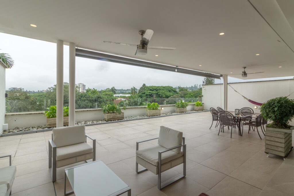 apartamento con terraza en venta en Ciudad Jardin sur de Cali